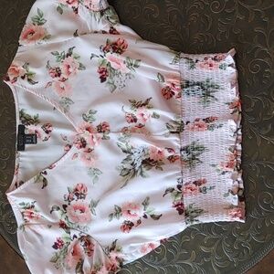 3/$30 Streetwear Society Crop Top Blouse Sz M